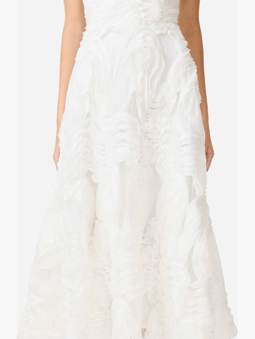 Elliatt
Asha 3-D Lace
Strapless Cocktail
Dress Size - S